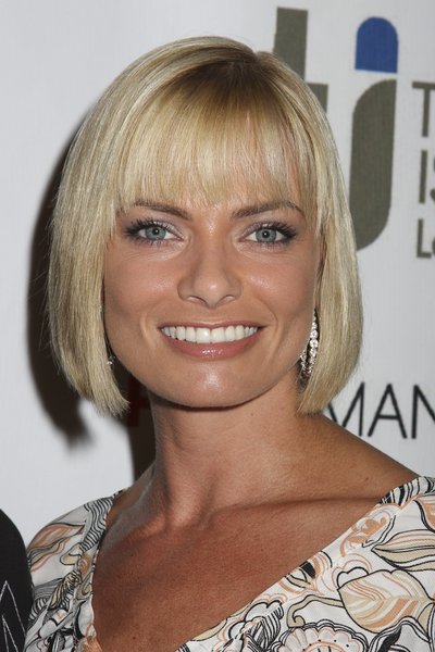 short hairstyles for fine hair and oval face. with straight fine hair.